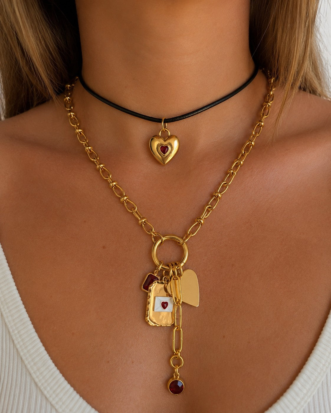 Bordeaux Glow Charm