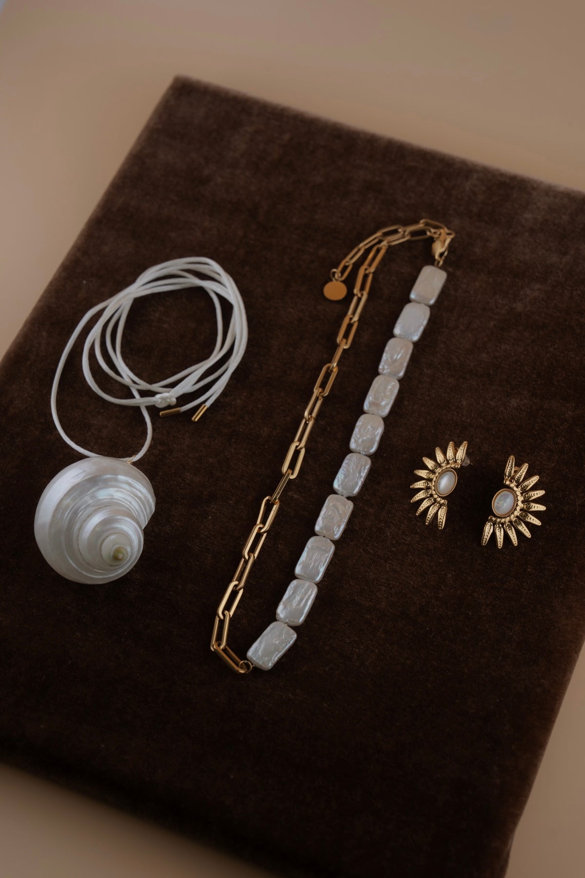 MAREA Shell Necklace